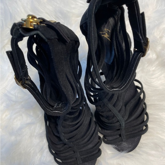 Ankle strap black Zanotti  high heels with gold  zip at the back size 7.5 - Picture 4 of 4